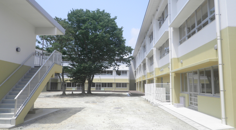 唐津市立第一中学校 坂本設計事務所